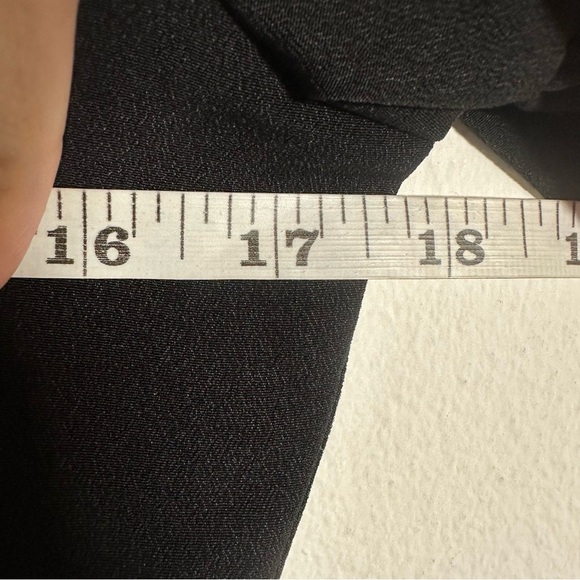 Sail to Sable x Tuckernuck Button Down Tiered Flutter Sleeve Black Classic Dress - Picture 4 of 8